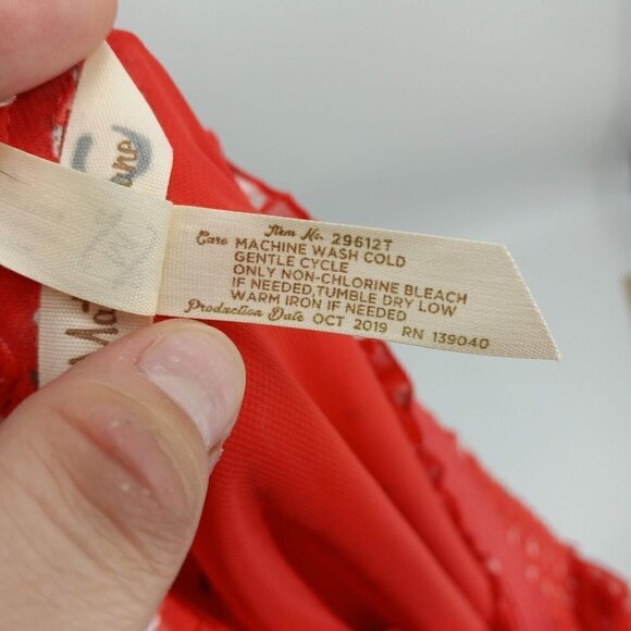 Matilda Jane Must Be Love Top Coral Women's M Swiss Dot Preppy Spring Summer - Picture 8 of 9